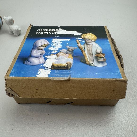 Vintage NATIVITY SET Children's 4 Piece Ceramic CHRISTMAS DARLING Baby Jesus - Picture 11 of 11